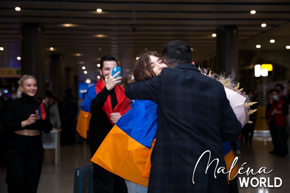 Welcome_Home_287729.jpg