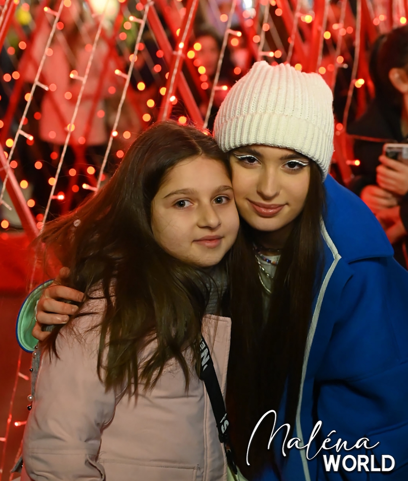 Click to view full size image
==============
Memories_282029.jpg Memories_282029.jpg