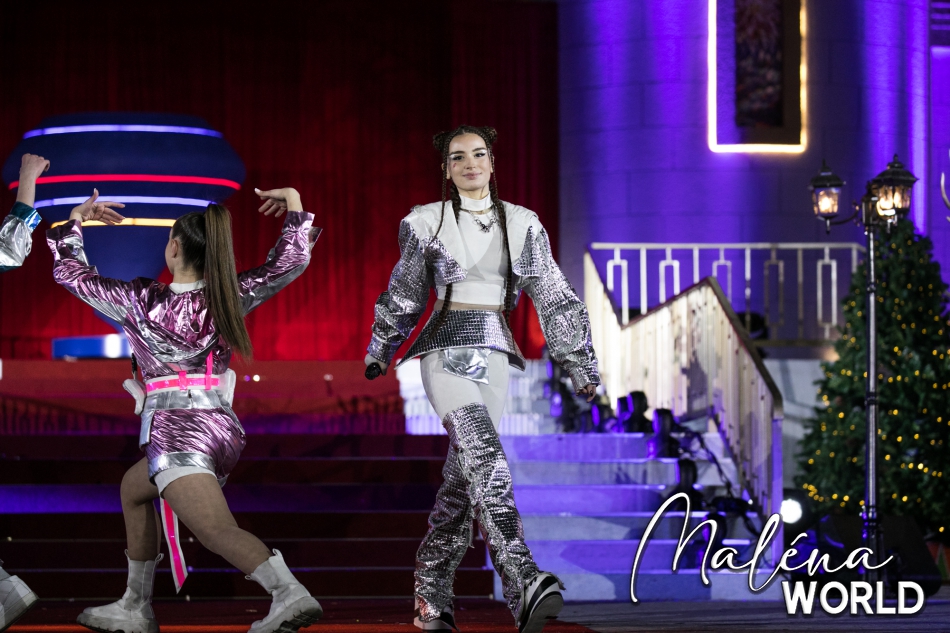 Click to view full size image
==============
Opening_Ceremony_281229.jpg Opening_Ceremony_281229.jpg