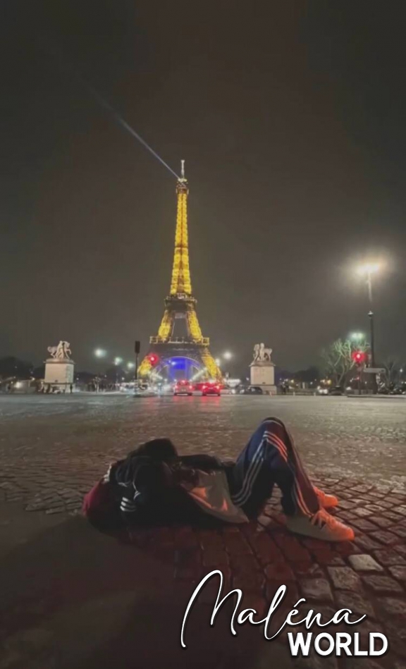 Click to view full size image
==============
Paris_281029.jpg Paris_281029.jpg